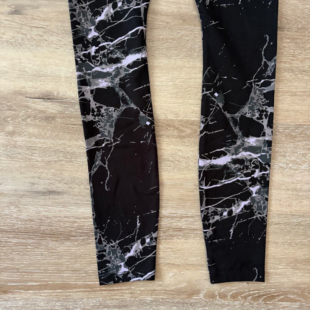 Pact Organic Leggings - Black and Purple Marble - Picture 2 of 4